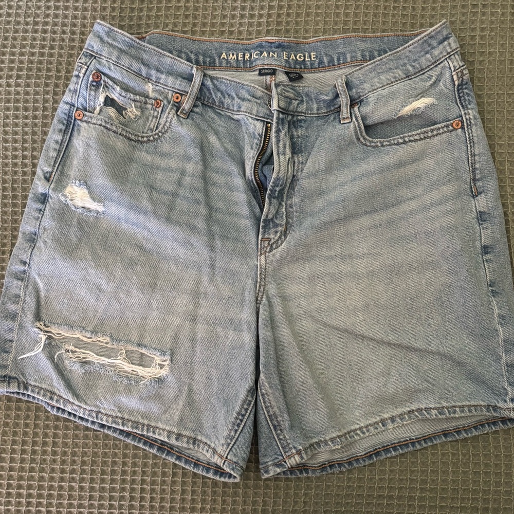 American Eagle Outfitters Blue Distressed Jean Shorts 6”
